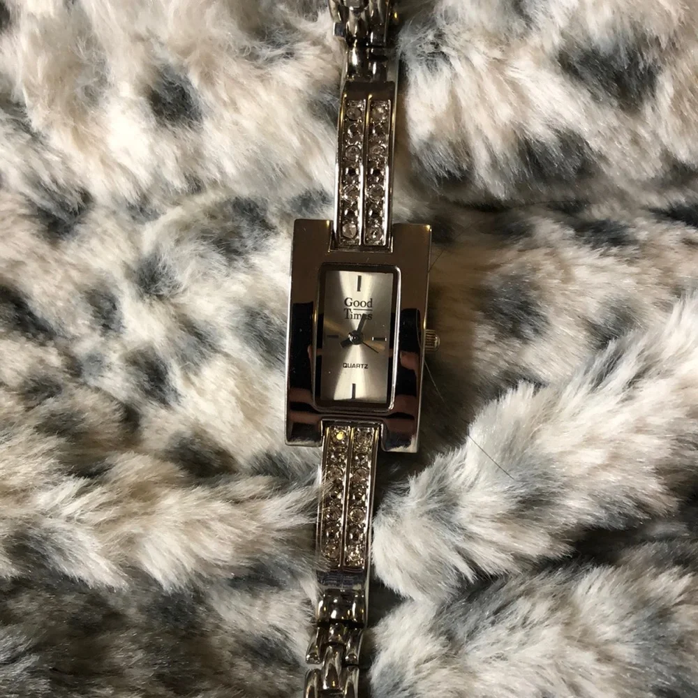 Watch - Picture 2 of 8